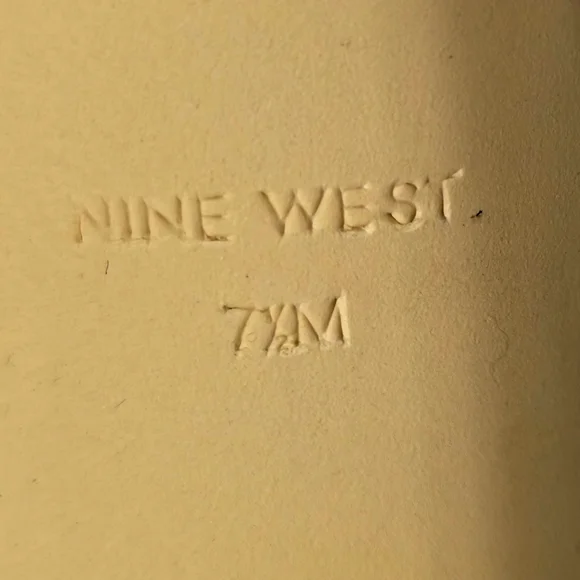 Nine West Black Ankle Strap Heels, Size 7.5 - Picture 6 of 6